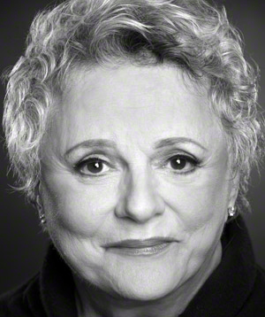 Picture of Carole Shelley