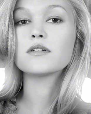 Picture of Julia Stiles