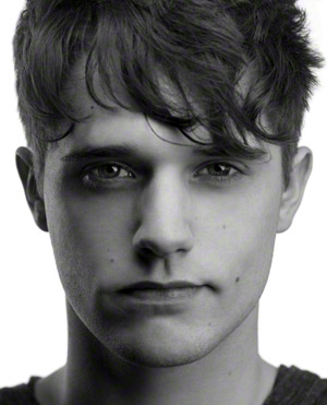 Picture of Andy Mientus