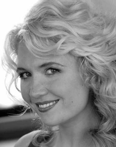 Picture of Scarlett Strallen