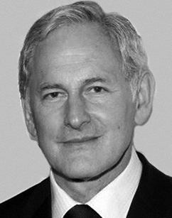 Picture of Victor Garber