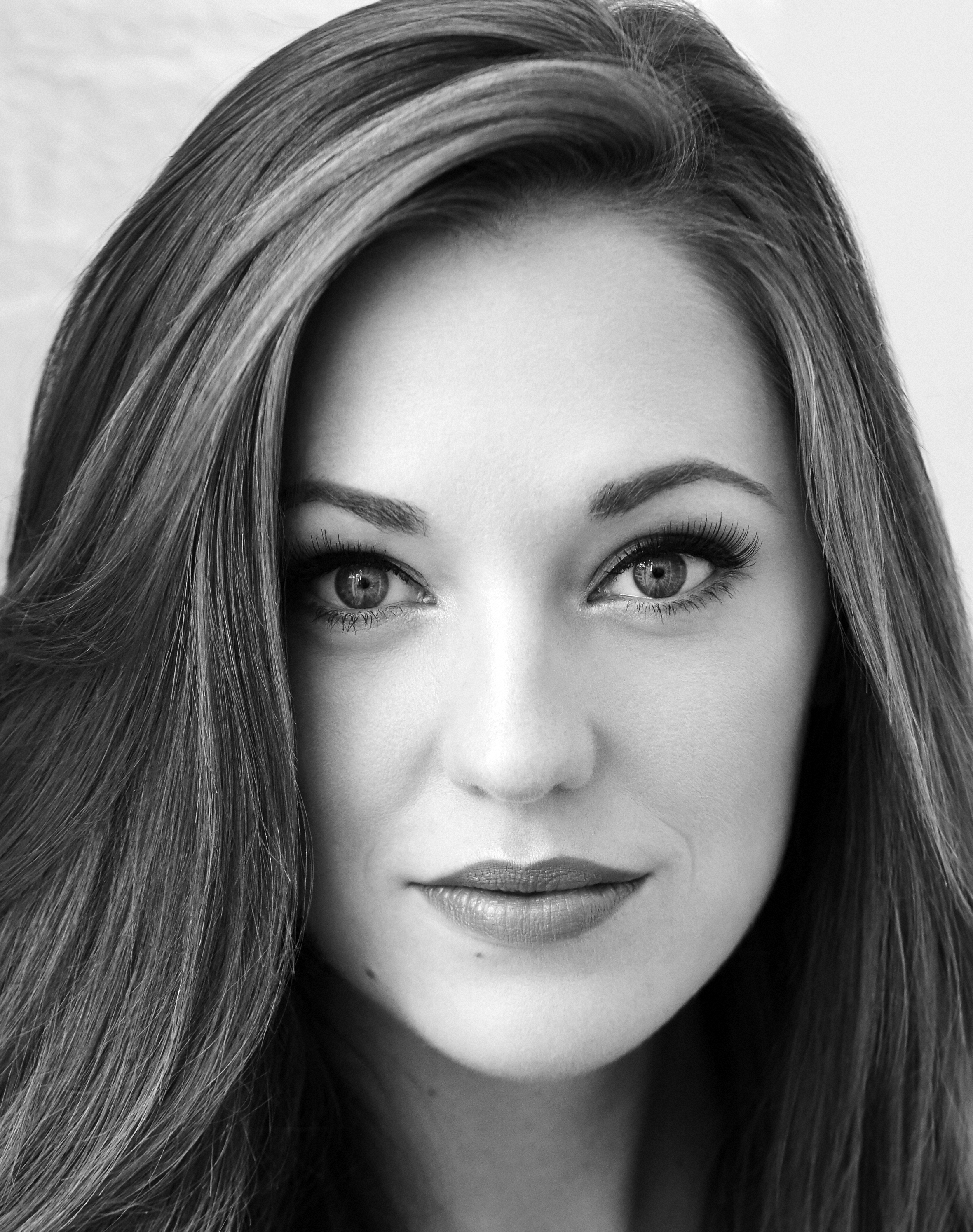 Picture of Laura Osnes