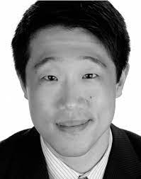 Picture of Raymond J. Lee