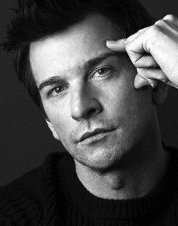 Picture of Andy Karl