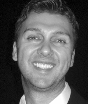 Picture of Warren Carlyle