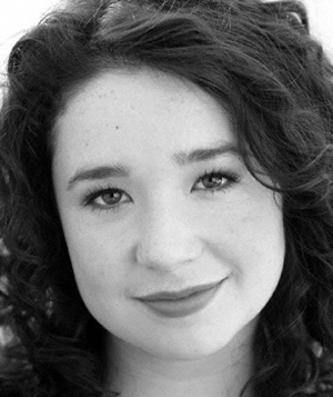 Picture of Sarah Steele