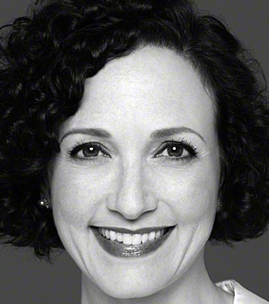 Picture of Bebe Neuwirth