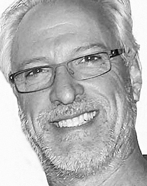 Picture of Robert LuPone