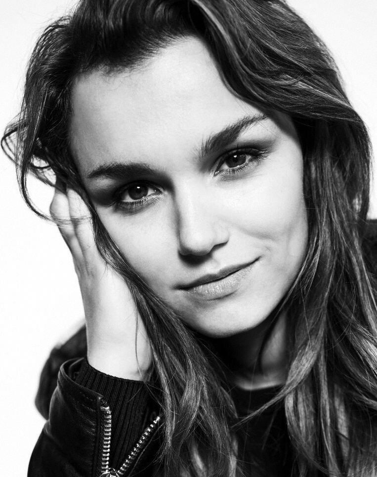 Picture of Samantha Barks