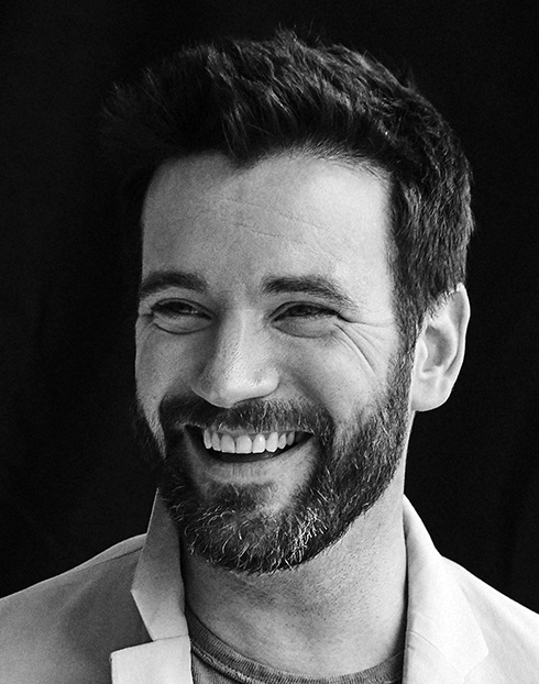 Picture of Colin Donnell