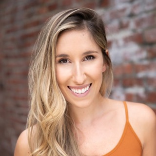 Picture of Sarah Rose Davis