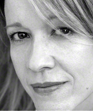 Picture of Linda Emond